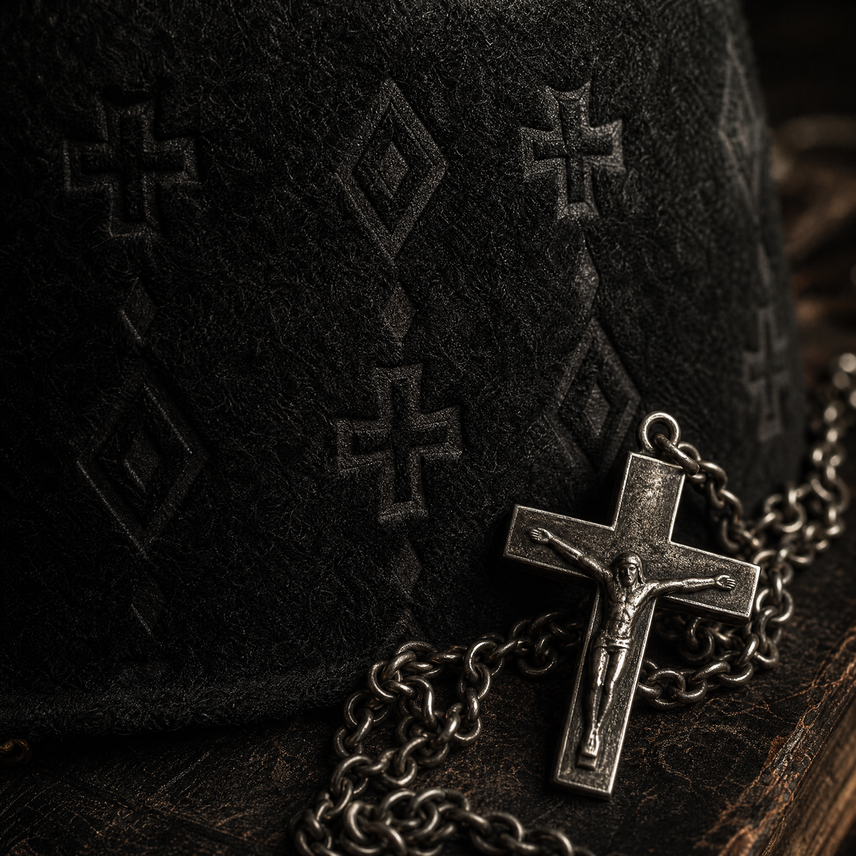 The Outlaw by mianbrea™ — Premium Black Wool Felt Cowboy Hat, Embossed Geometric Crown & Silver Studded Band